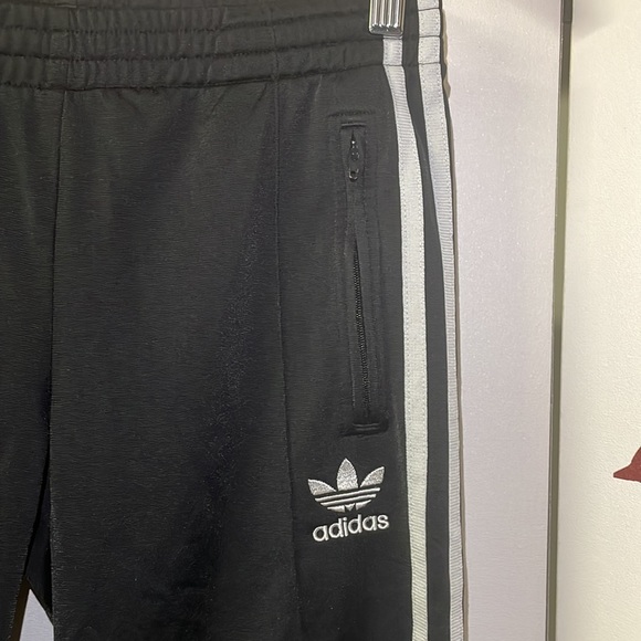 ADIDAS XS White & Black Stripes Track Pants ‼️PRICE DROP‼️$25 - Picture 2 of 12